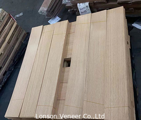 Placage en bois blanc de parquet de chêne 910 x 125mm pour le plancher machiné