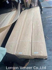 0.4mm Panneau de bois de chêne blanc Faisceau de qualité AAA bon en stock Crown Cut