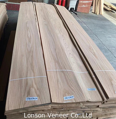 Panneau de placage en chêne rouge coupé en couronne 0,5 mm placage en bois Porte de meubles de qualité AA