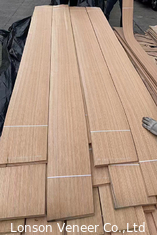 Panneau de placage en chêne rouge coupé par quart 0,5 mm placage en bois de qualité AAA
