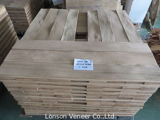 Le plancher en bois naturel de l'épaisseur 1mm plaquent la catégorie Rift Sawn Medium Density de C
