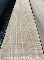 Le chêne ISO9001 blanc scié par quart plaquent le placage en bois de meubles de 0.7mm