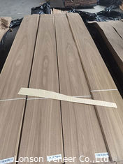 La noix noire de la longueur 210cm plaquent le placage large en bois de meubles de 12cm