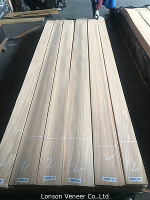 Élégante placage en bois de chêne blanc 4 x 8 pour panneaux décoratifs