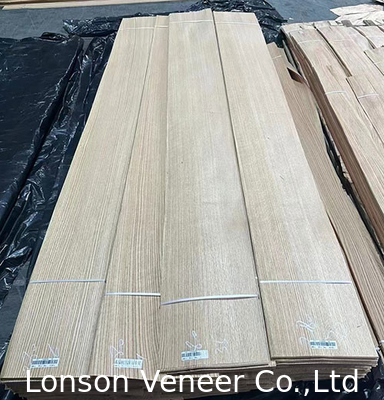 Fabrication OEM de placage en bois de chêne rouge, meubles, panneau de porte AAA Largeur de 41 cm