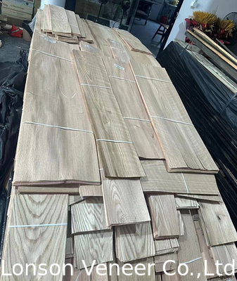 Vente en stock de produits en bois de chêne rouge