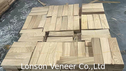 Europe Faisceau de revêtement de sol en bois de chêne blanc de qualité ABC MDF/ contreplaqué fantaisie