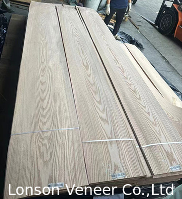 Veneur de bois de chêne rouge 0,45 mm Épaisseur panneau de coupe couronne Grade AAA