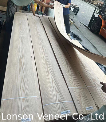 Veneur de bois de chêne rouge 0,45 mm Épaisseur panneau de coupe couronne Grade AAA