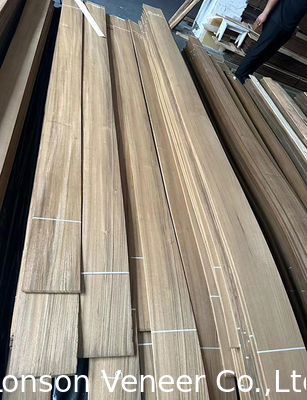 0.40MM Quarter Cut Burma Teak Wood Veneer Pour les meubles de planches de luxe