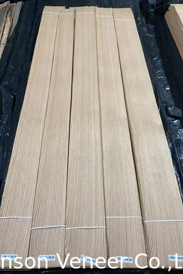 Panneau de chêne rouge naturel Faisceau d'épaisseur de 0,5 mm Grade AA+ Toujours en stock