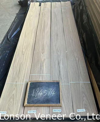 Coupe couronne American Walnut Veneer Grade AA naturel Épaisseur 0,42 mm Couleur légère